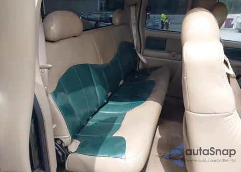 2001 Chevrolet Silverado 1500 Ls from USA, damaged, VIN 2GCEC19T711148913